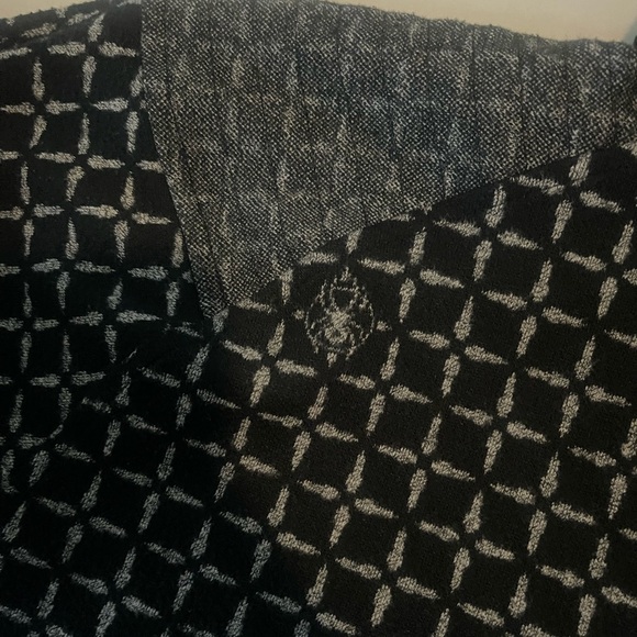 Spyder Black and Gray Women's Sweater - Picture 6 of 7